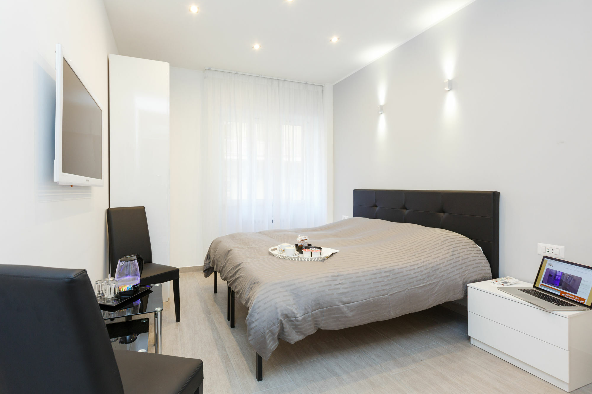 Arena, Camere da letto moderne